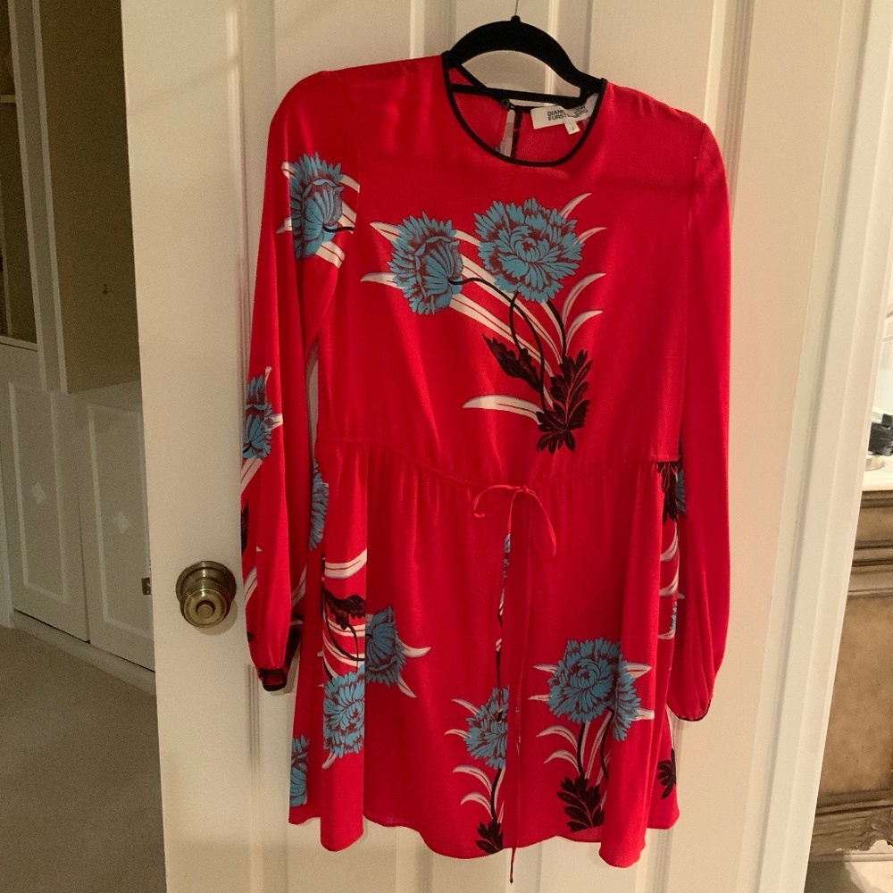 Diane Von Furstenberg - Red & Blue Floral Drawstring Waist Dress Sz 2, NWOT